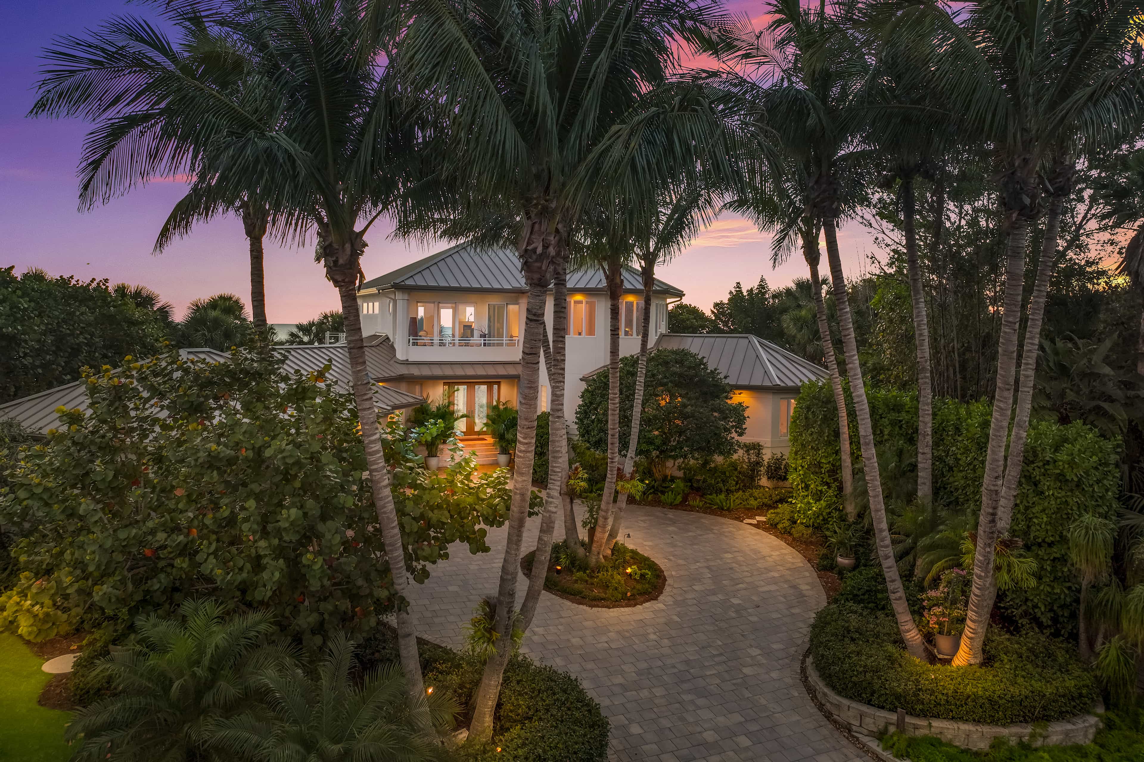 Michelle Beachfront Listing